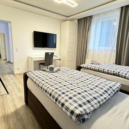 Apartments - Free Parking - Wifi - Kitchen Essen Esterno foto