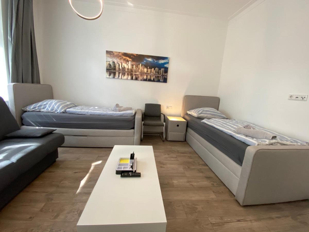 Apartments - Free Parking - Wifi - Kitchen Essen Esterno foto
