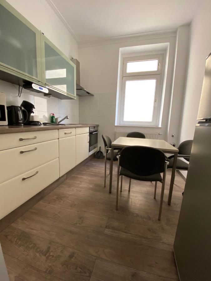 Apartments - Free Parking - Wifi - Kitchen Essen Esterno foto