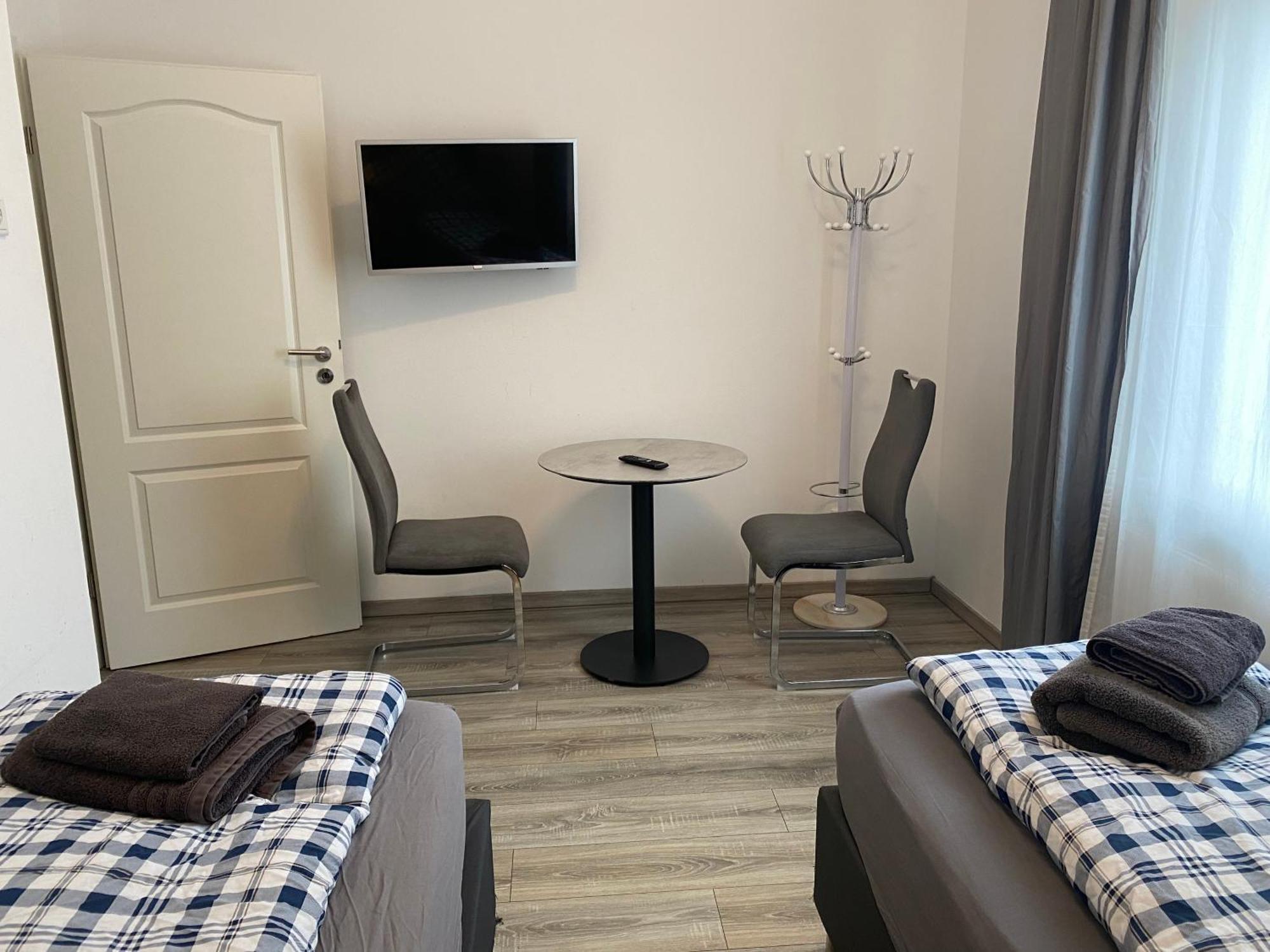 Apartments - Free Parking - Wifi - Kitchen Essen Esterno foto