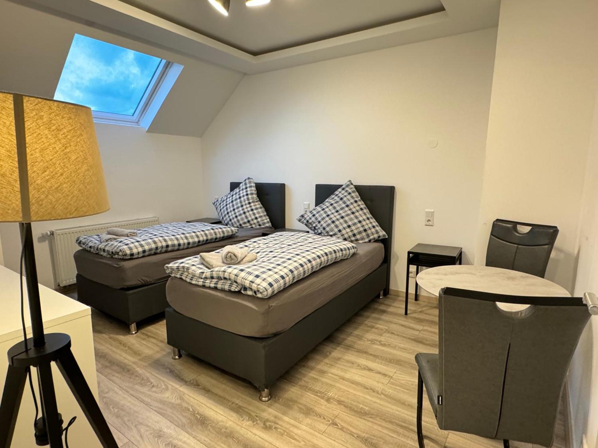 Apartments - Free Parking - Wifi - Kitchen Essen Esterno foto