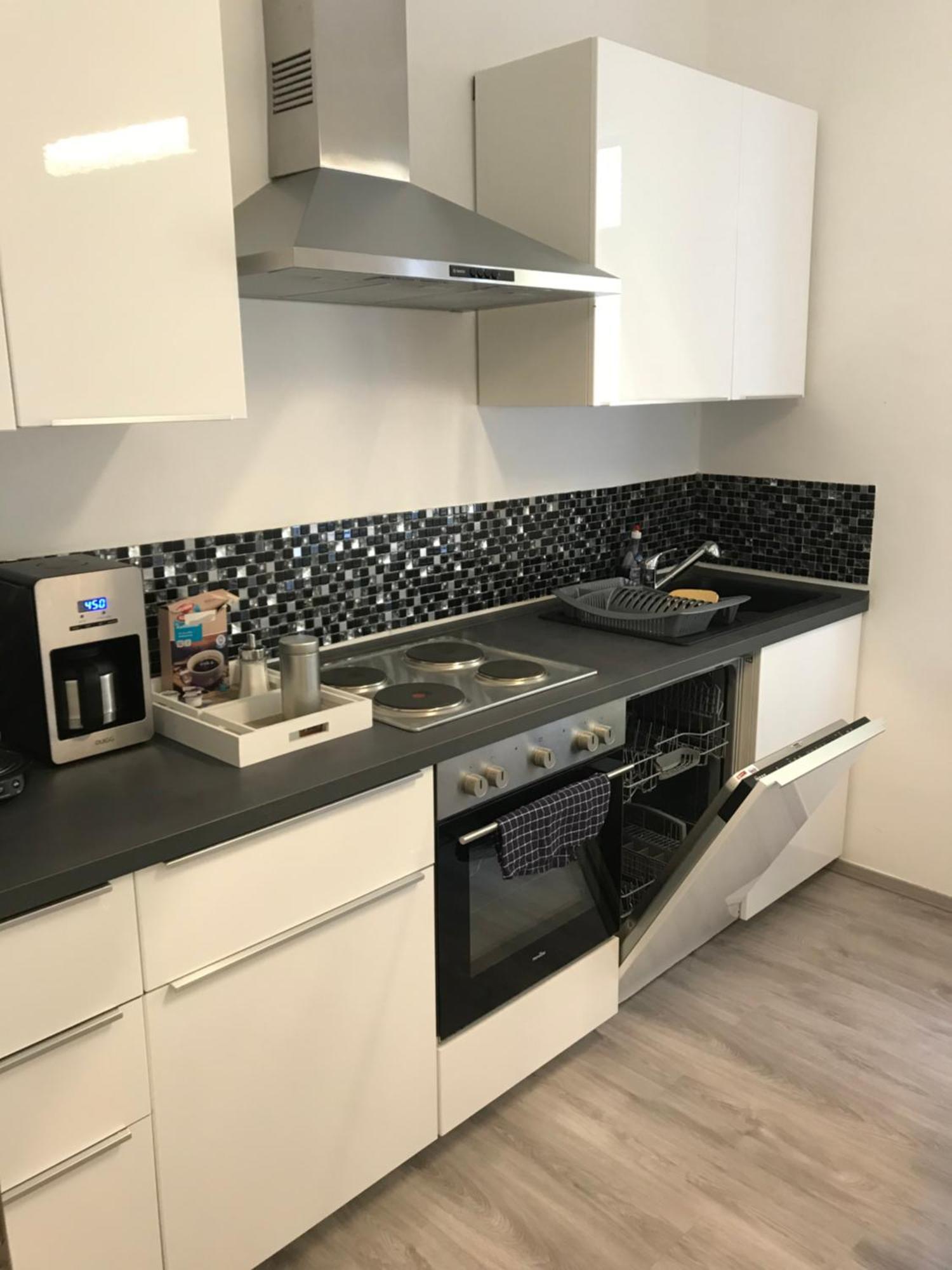Apartments - Free Parking - Wifi - Kitchen Essen Esterno foto