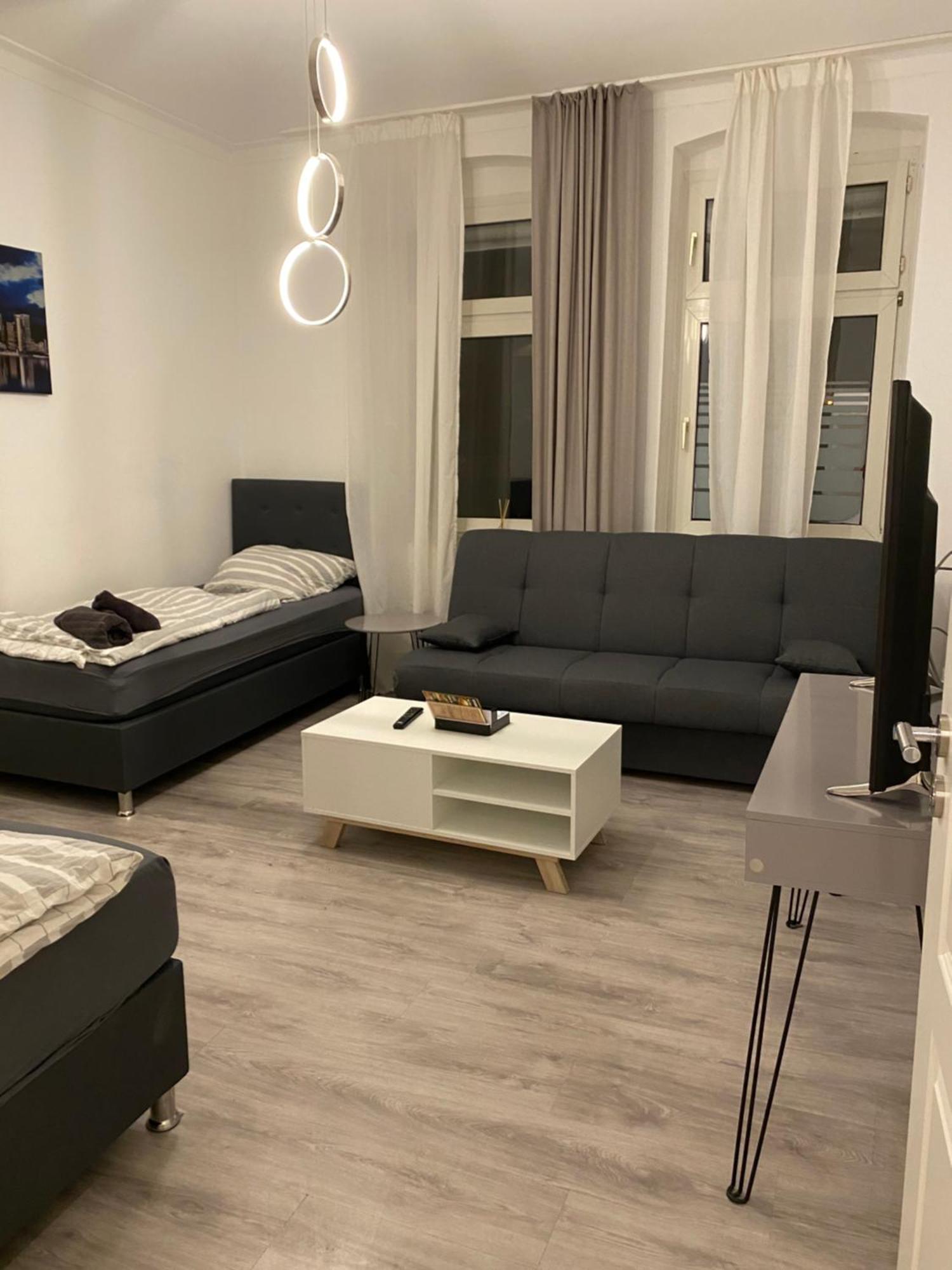 Apartments - Free Parking - Wifi - Kitchen Essen Esterno foto