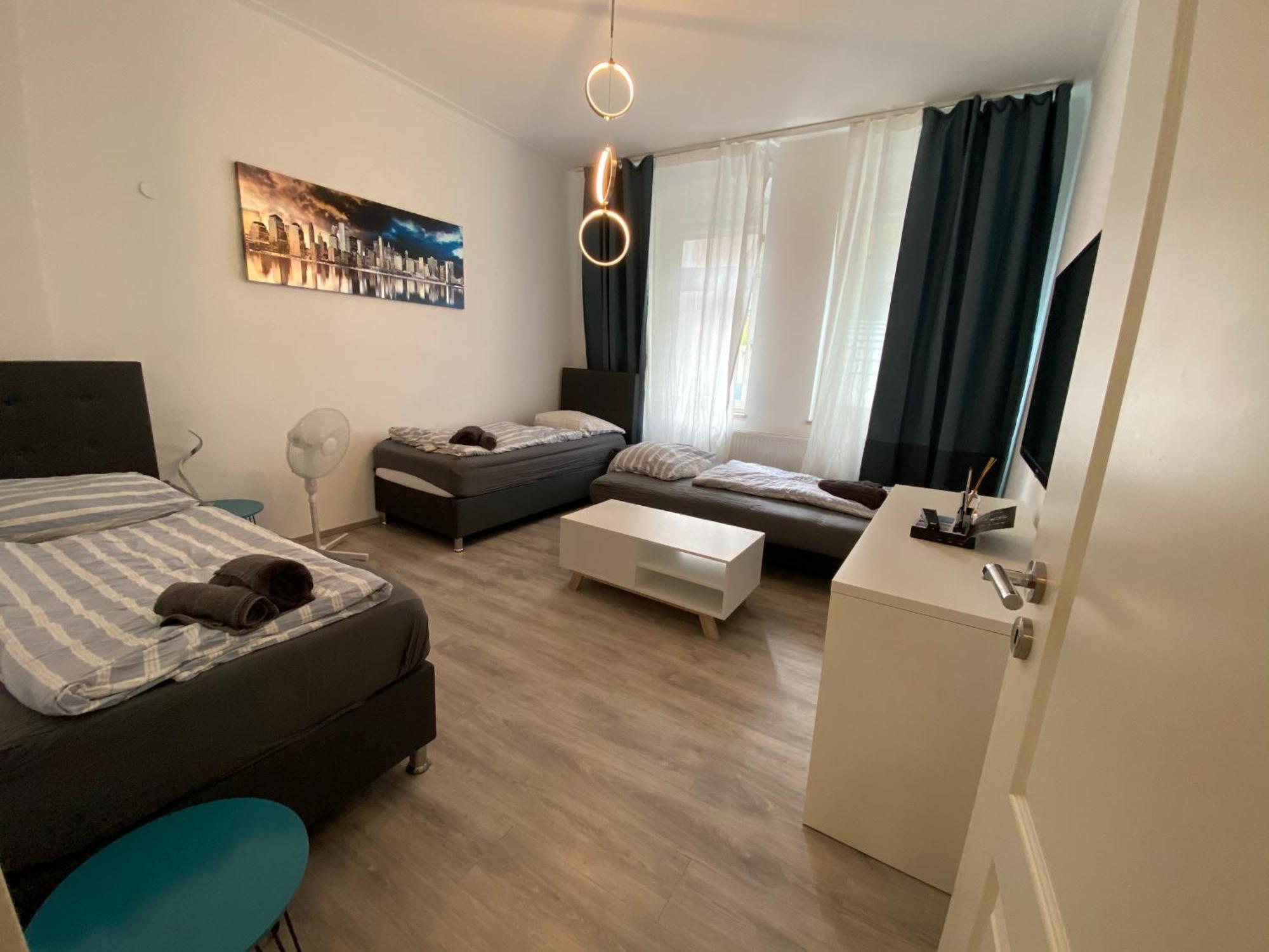 Apartments - Free Parking - Wifi - Kitchen Essen Esterno foto